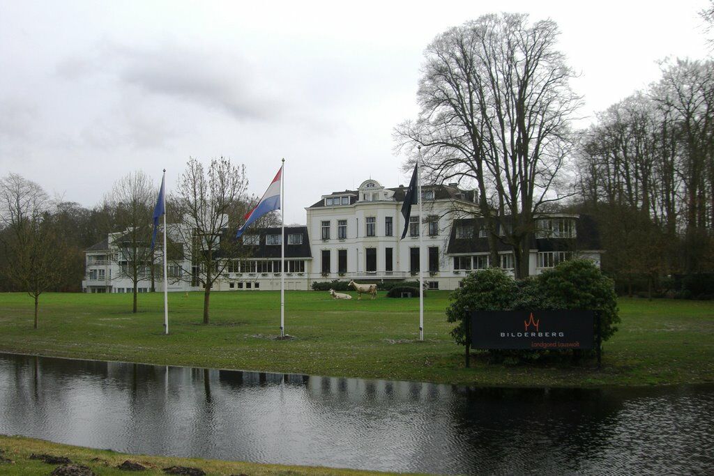 Hôtel Landgoed Lauswolt à Beetsterzwaag Extérieur photo